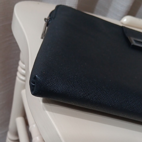 Bulgari Black Cosmetic Bag - Picture 5 of 7